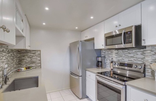 Del Mar Condominio | Sunny Breeze Del Mar Condo