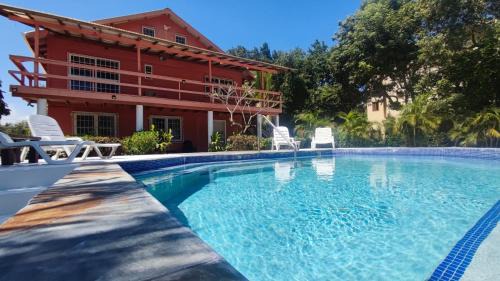 Surfside Casa | Sunny Bungalow 2B
