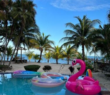 Surfside Casa | Sunny Bungalow 2B