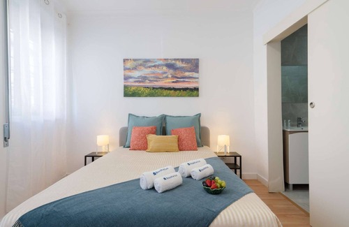 Paranhos Casa | Sunny Calm Room | Shared House