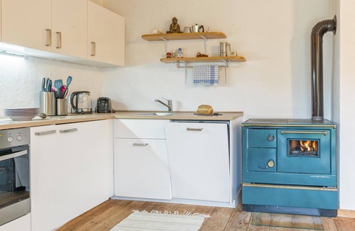 Fieberbrunn Casa | Sunny chalet in secluded location with vineyard
