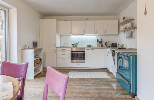 Fieberbrunn Casa | Sunny chalet in secluded location with vineyard
