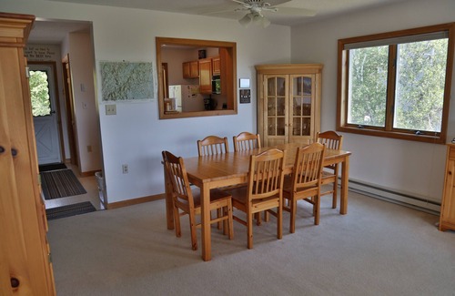 Intervale Condominio | Sunny Condo w / Tiendas Outlet, expansivo Montaña, Valle Cerca de zona de North Conway