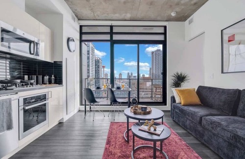 Connaught Apartamento | Sunny Cozy Calgary Tower View