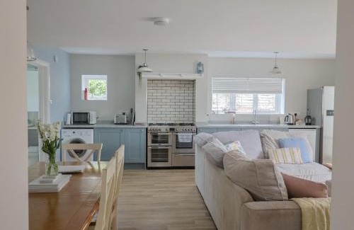 Holworth Casa | Sunny Croft