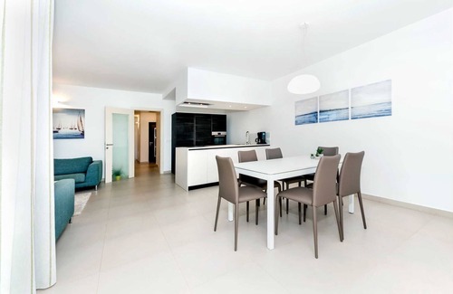 Borik Apartamento | SUNNY DAY - Apartment with Parking