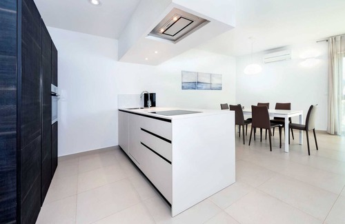 Borik Apartamento | SUNNY DAY - Apartment with Parking