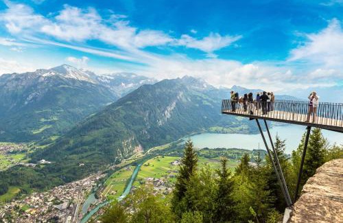 Unterseen Apartamento | Sunny Day Holiday Apartment