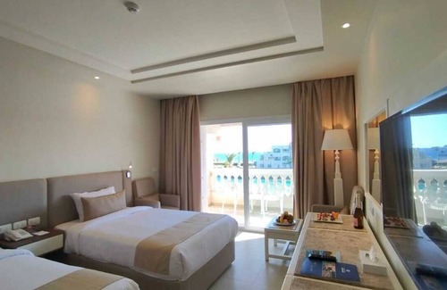 Corniche Road-Dahar Complejo | Sunny Days El Palacio Resort & Spa