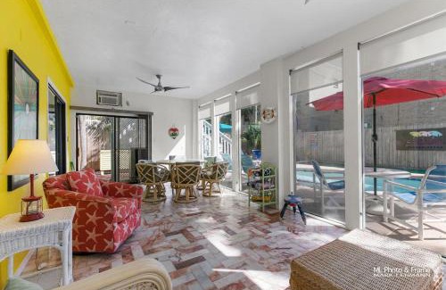 South Padre Island Casa | Sunny Daze by South Padre Resort Rentals