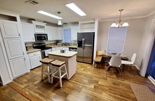 Hutchinson Island South Casa | Sunny Daze Cottage - 2136 Nettles