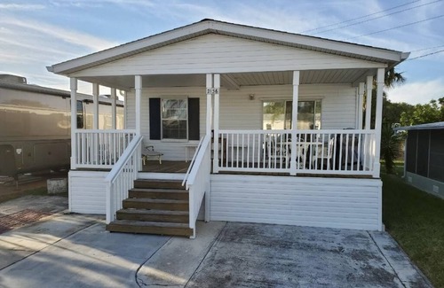 Hutchinson Island South Casa | Sunny Daze Cottage - 2136 Nettles