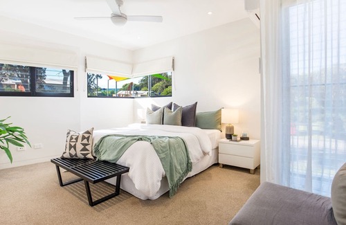 Shoalhaven Heads Casa | Sunny Daze - Direct Beach Access