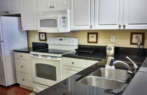 Suwannee Condominio | Sunny Daze Suwannee Cove Condo Overlooking the Gulf