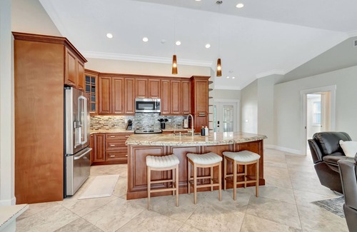 Wellington Casa | Sunny De-Lite! Cozy private pool home retreat 3 mi to WEF in Wellington.