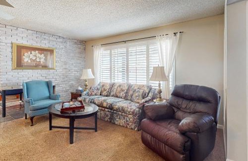 Glendale Casa | Sunny Delight & Guest House