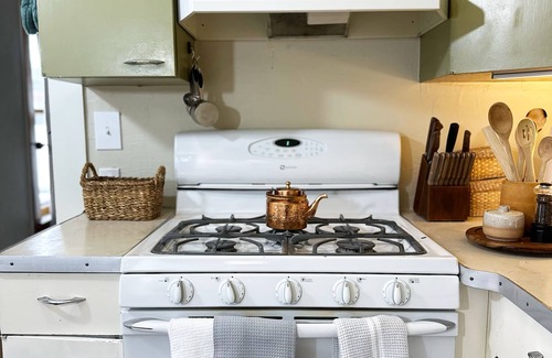 Gunnison Casa | Sunny Downtown Gunnison Retreat