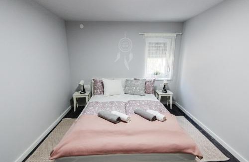 Bogacs Apartamento | Sunny Garden Apartment