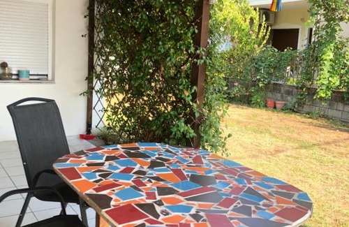 Trikala Apartamento | Sunny Garden House