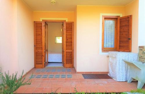 Villasimius Casa | Sunny garden house
