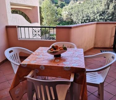Villasimius Casa | Sunny garden house