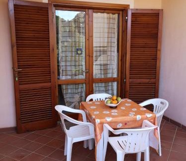 Villasimius Casa | Sunny garden house