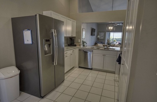 Wing South Villa | 🌞 Sunny Getaway |Newly Remodeled1-Level Villa w/ South facing Lanai & Pool🌞