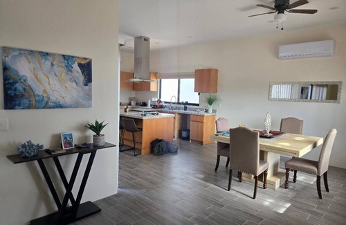 El Centenario Casa | Sunny getaway with pool in El Centenario, 10-15 min to La Paz. 5 min from ocean