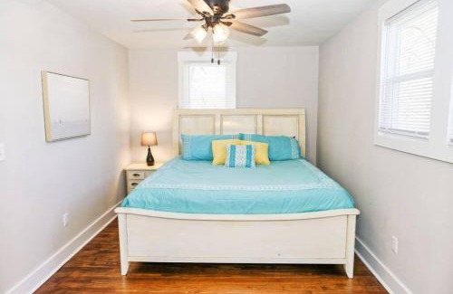 Lincolnton Casa | Sunny Hill Cottage with 4 Beds