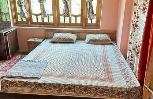 Sangla Casa | Sunny homestay