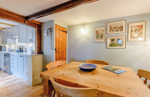 Dymchurch Cabaña | Sunny House by the Sea