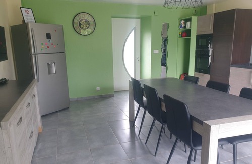 La Landec Apartamento | Sunny house