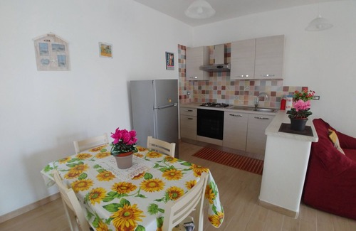 Budoni Casa | ¡Casa de vacaciones con jardín cerca de la playa de Budoni!