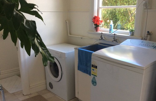 Kaikorai Apartamento | Soleado Inner City Alojamiento - Roslyn, Dunedin