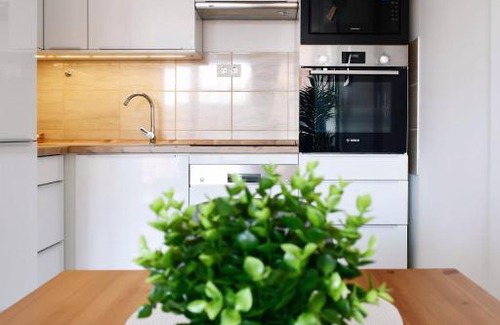 Losonci negyed Apartamento | Sunny little home