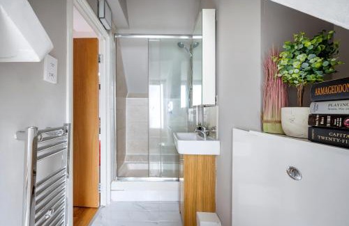 Holborn and Covent Garden Apartamento | Sunny Loft in Center of London