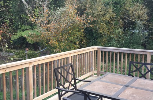 Ferndale Casa | (Nueva Lista) Francis Creek Retreat. Sunny Main Street a casa.