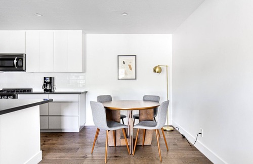 Sharon Heights Apartamento | Sunny Menlo Park 1BR w/ Pool, W/D, Gym, near 82, 101, 280, by Blueground