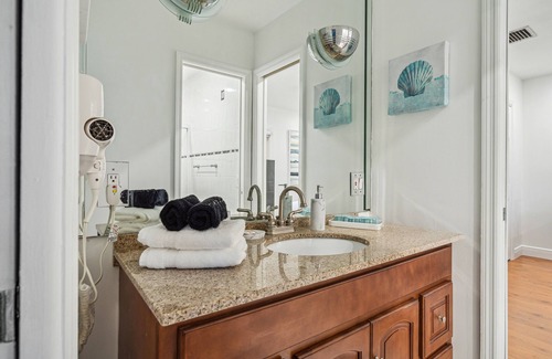 Miami Lakes Casa | Sunny Miami Lakes Getaway with Private Pool