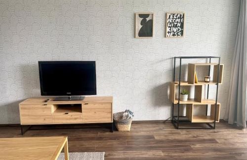 Zapad Apartamento | Sunny & Minimalist Apartment near the City Center