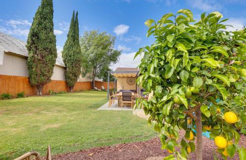 Ivey Ranch - Rancho Del Oro Casa | Sunny Oceanside Home with Patio, 5 Mi to Downtown!