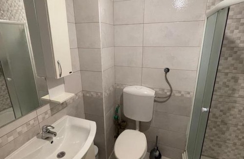 Dubovica Apartamento | Sunny one bedroom apartment with city view