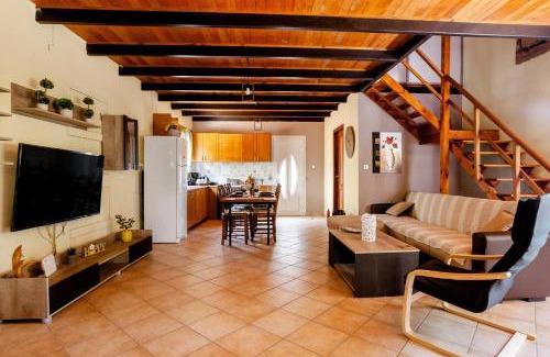 Stavros Casa | Sunny Peaceful Resort near the Sea