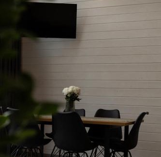 Mykulychyn Apartamento | Sunny Place cottage