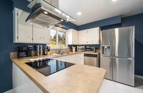 Wenatchee Casa | Sunny Pool & Hot Tub House
