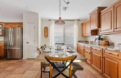 Villages At Queen Creek Casa | Sunny Poolside Golf Haven 4-Bed 2-Bath Heated Pool