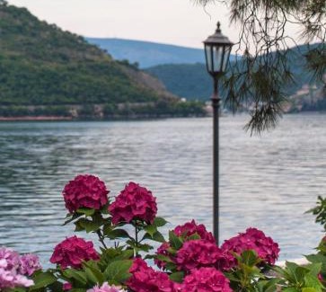 Perast Apartamento | Sunny Port Apartment & Rooms