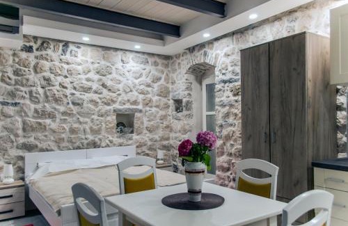 Perast Apartamento | Sunny Port Apartment & Rooms