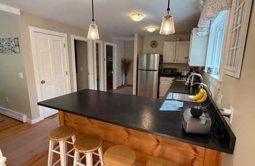 Eidelweiss Village Casa | Sunny Recently Renovated Chalet in Eidelweiss