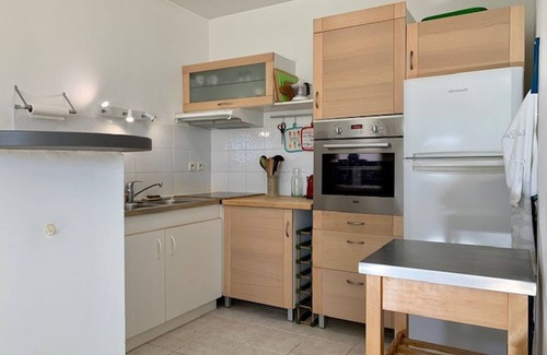 Meze Apartamento | Sol y relax a dos pasos de la playa de Mèze, con jardín y todas las comodidades
